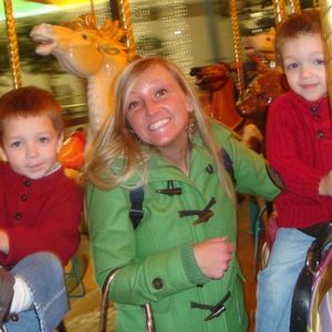 Meet your Posher, Holly